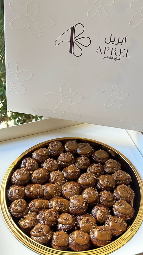 ميني كيك التمر ابريل 