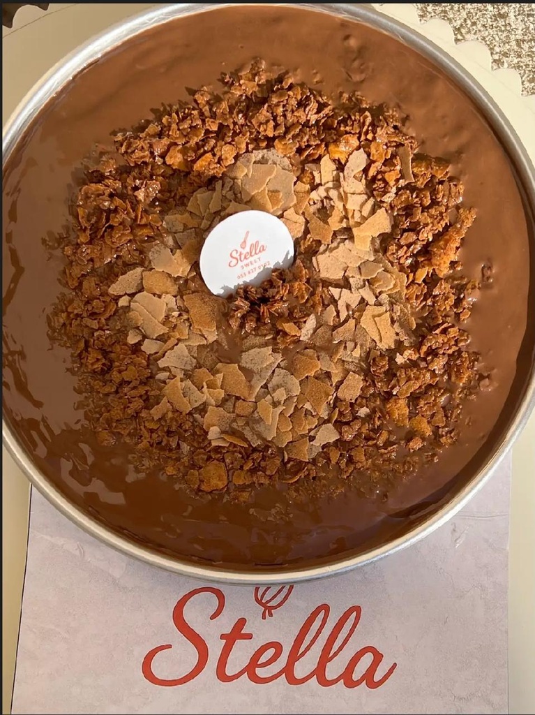 كرانشي كيك ستلا سويت 