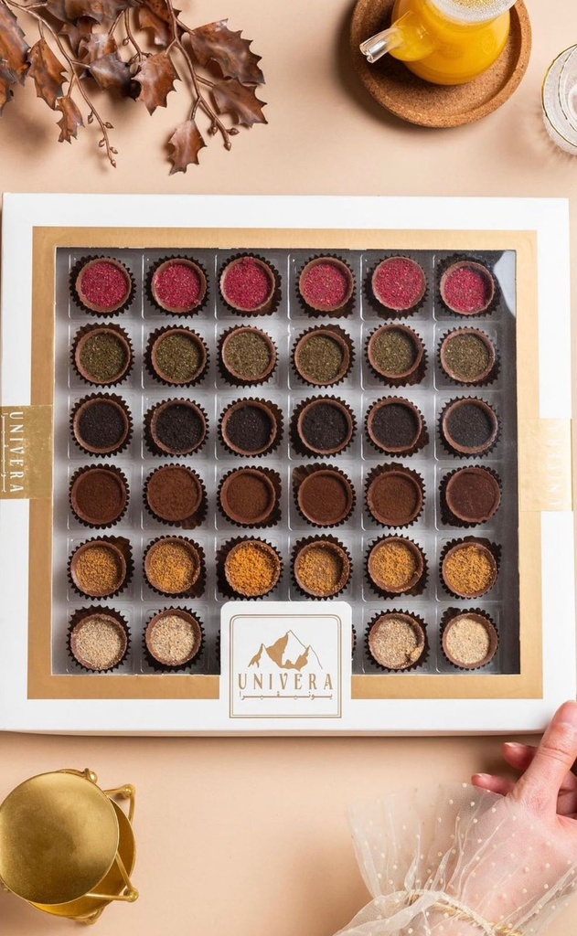 أكواب كبير يونيفيرا